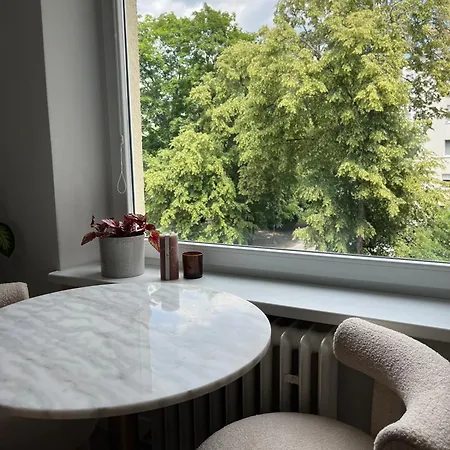 Apartment Milie Modern Chic Urban In Wider Centre Pressburg